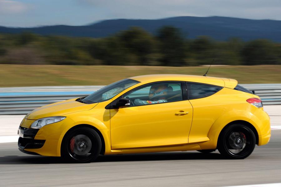  Renault Megane RS 250 Cup 2010 года  (фото 2 из 5)
